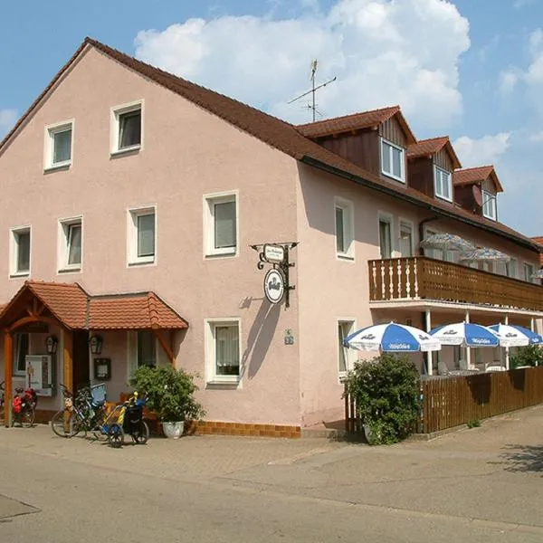 Landgasthaus Zum Mönchshof, hotel i Wolframs-Eschenbach