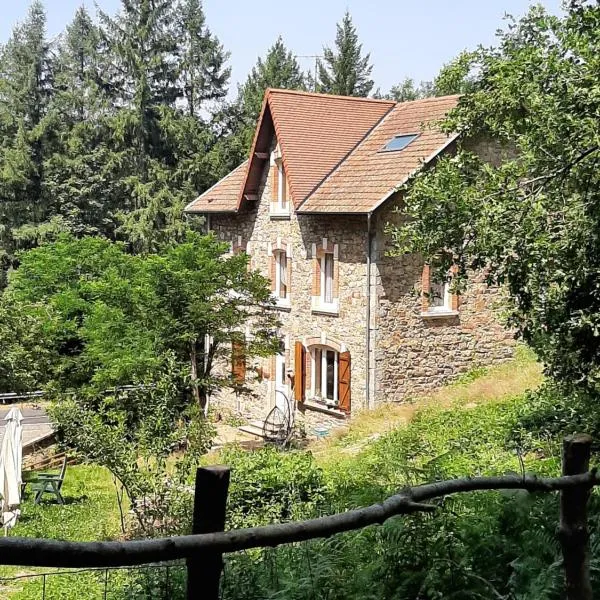 E lu chantauziau, hotel a La Monnerie-le Montel