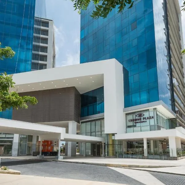 Crowne Plaza Barranquilla, an IHG Hotel: Maizal'da bir otel