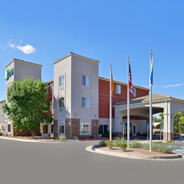 Holiday Inn Express Albuquerque N - Bernalillo, an IHG Hotel, hotel en Algodones