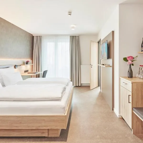 Gästehaus Bauer - Schlafen auf dem Weingut, hotel v destinaci Heilbronn