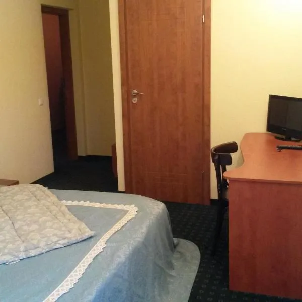 Poilsio namai Oazė, hotel v destinaci Plunge