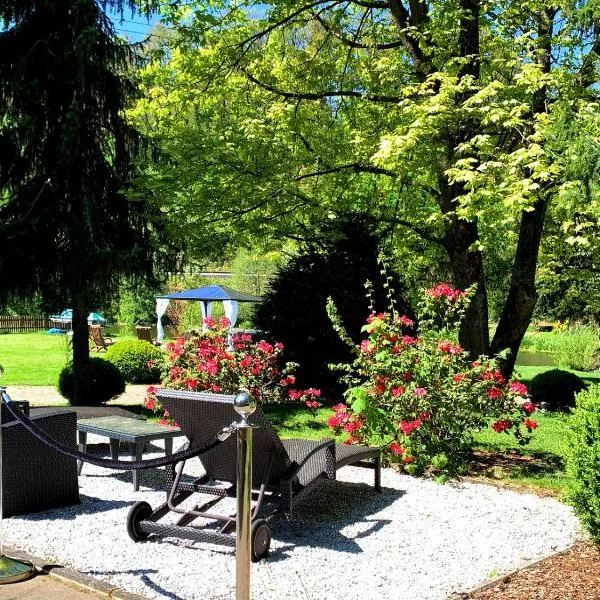 Apartment direkt an der Waldnaab, hotel v destinaci Neustadt an der Waldnaab