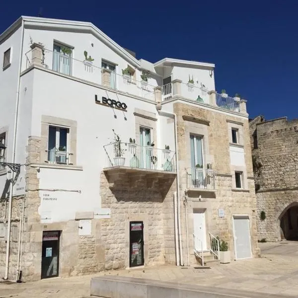 Il Borgo, hotel v destinaci Corato