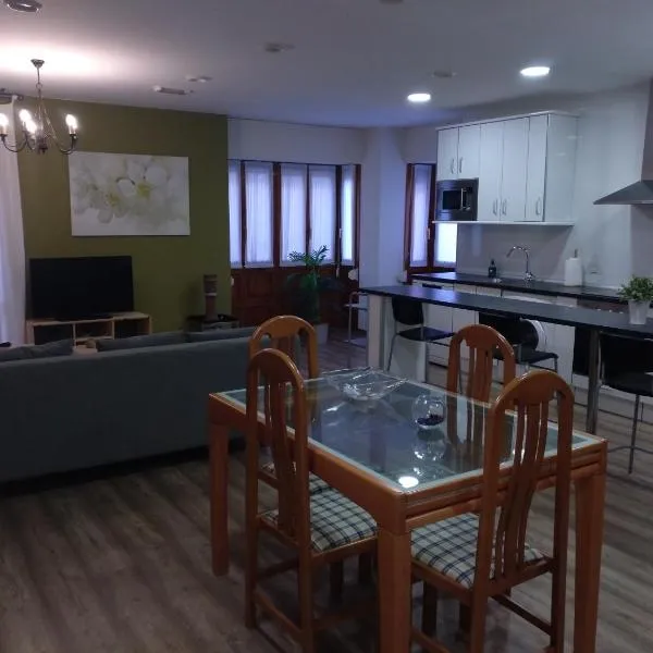 Apartamento Turístico Cigüeña de Alfaro, hotel di Valtierra