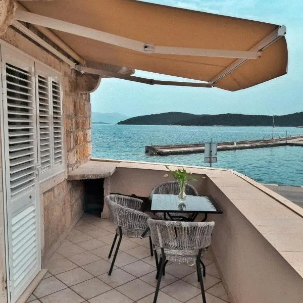 Apartments Luka, Punta Jurana, hotell i Korčula