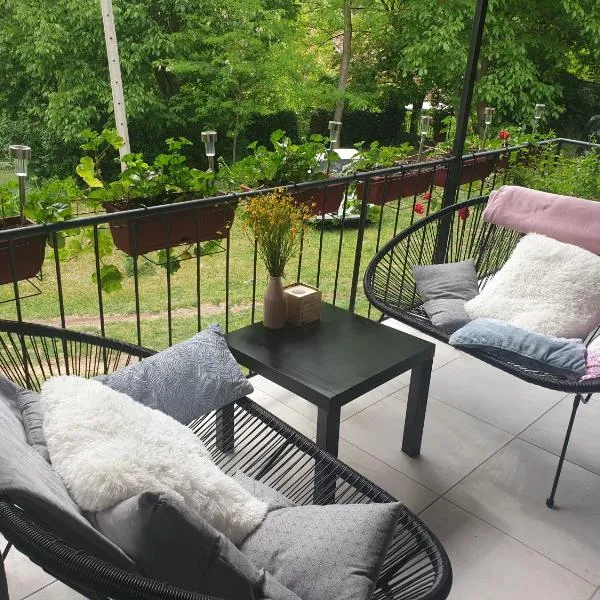 Agape Glamping, hotel in Velika Remeta
