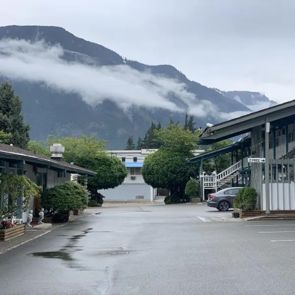 Slumber Lodge, hotel in Yale