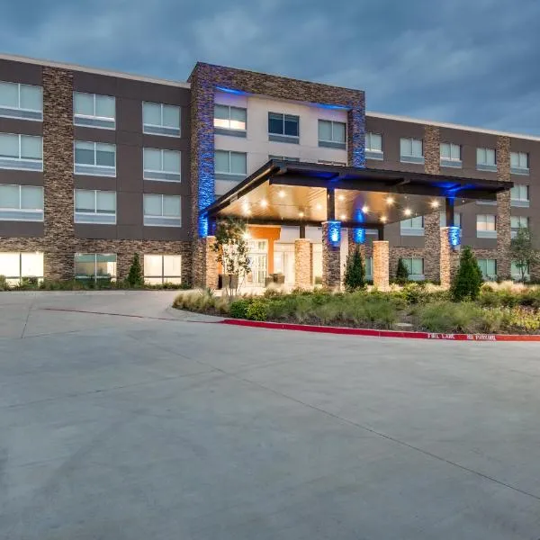 Holiday Inn Express & Suites Dallas North - Addison, an IHG Hotel, hótel í Addison