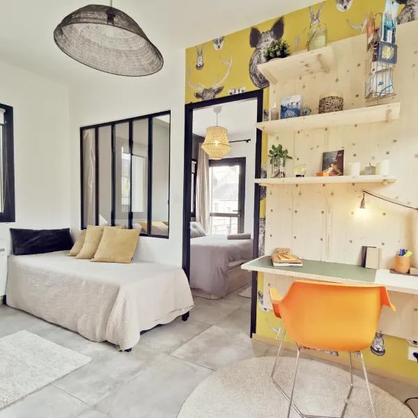 La Suite de l'Abbaye - climatisation et petit dej, hotel in Nantes
