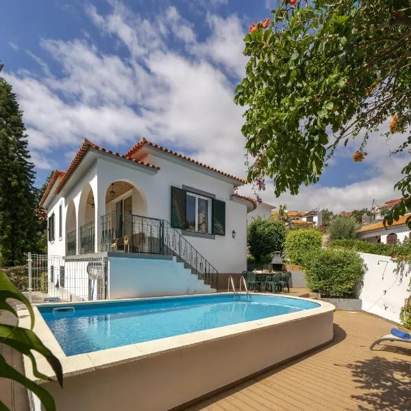 Villa Amelia, hotel i Caniço
