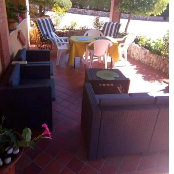 B&b L'Oasi del Vulture, hotel v destinaci Rapolla