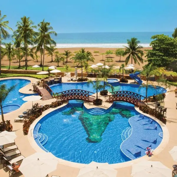 Crocs Resort & Casino, hotel em Punta Leona