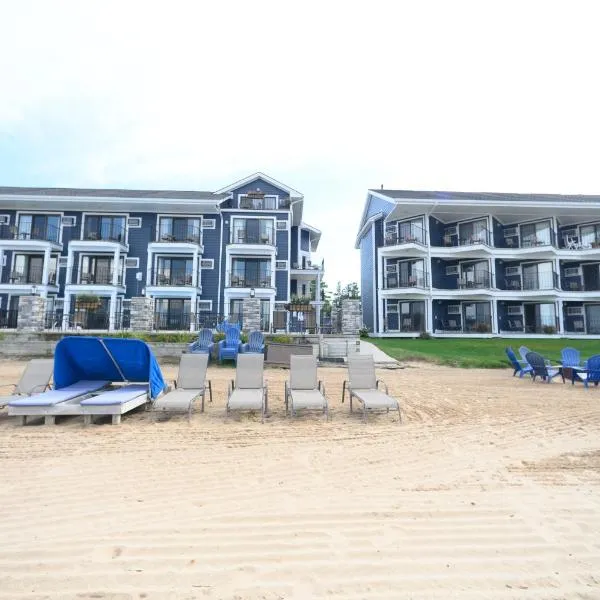 Pointes North Beachfront Resort Hotel, hôtel à Traverse City