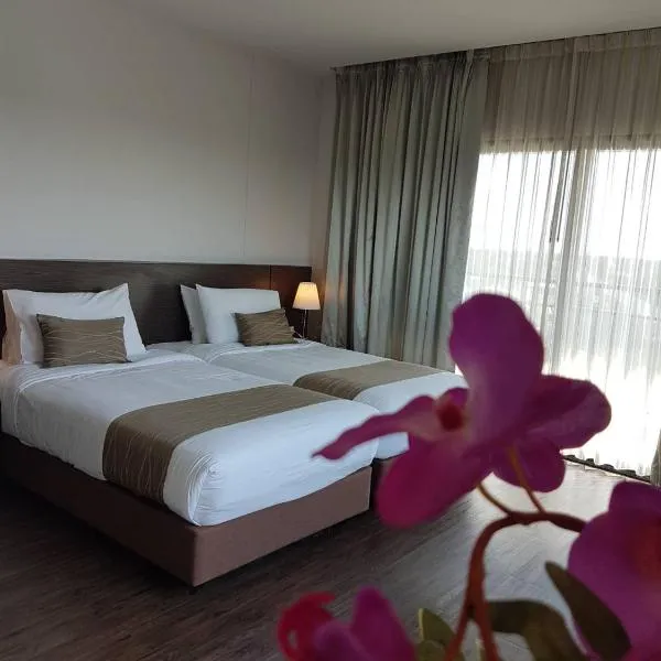 Coco View Hotel, hotel a Samut Songkhram