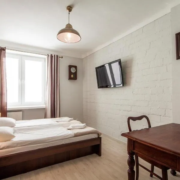 Avion Hotel, hotel v destinácii Świdnik