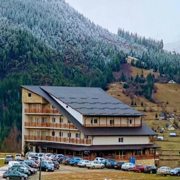 Perla Apusenilor, מלון באלבאק