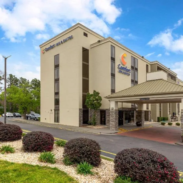 Comfort Inn & Suites Durham near Duke University โรงแรมในเดอแรม