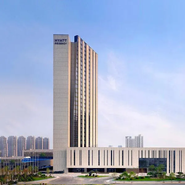 Hyatt Regency Tianjin East: Dongqiao şehrinde bir otel