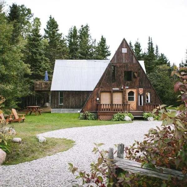 Au Sommet du Fjord, hotel v destinaci Sacré-Coeur-Saguenay