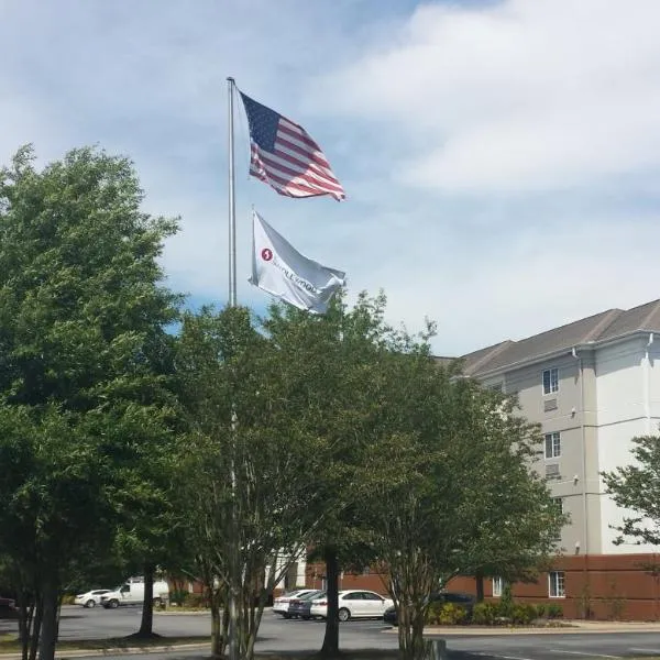 Candlewood Suites Greenville NC, an IHG Hotel, hotel in Greenville