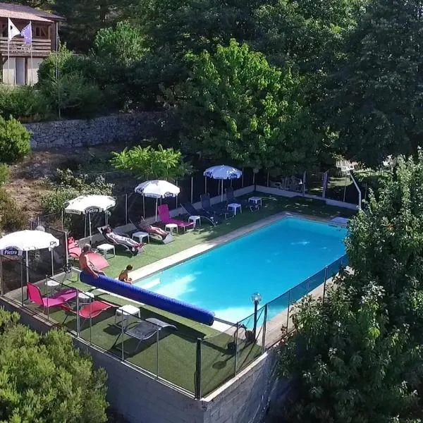Chalets de CEMMA, hotel v destinaci Evisa