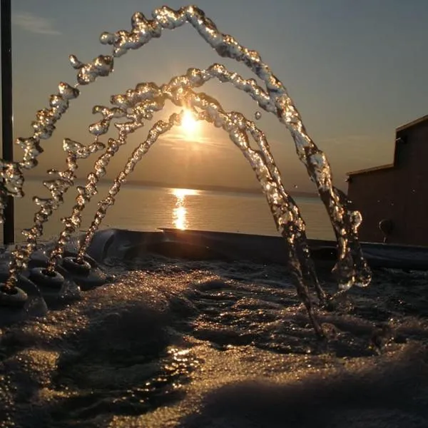 Sunset Beach Apartmanház, hotel en Balatonvilágos