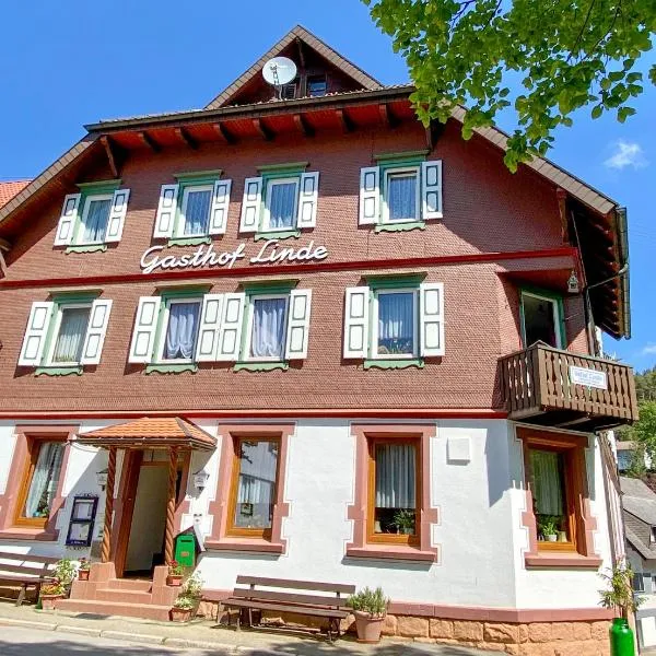 Schwarzwaldgasthaus Linde, hotel v destinaci Tennenbronn