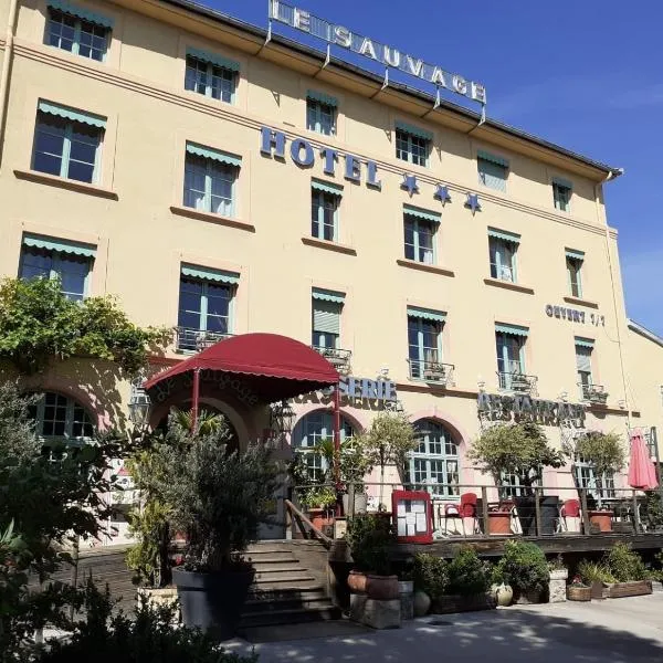 Hôtel Le Sauvage, hotel en La Chapelle-sous-Brancion