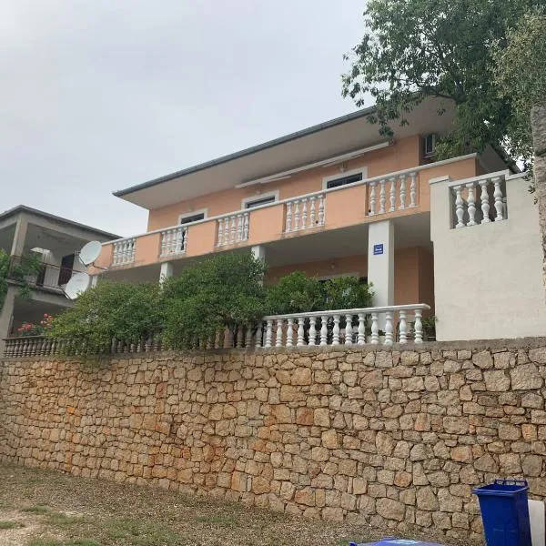 Apartmani Spomenka, hotel a Seline