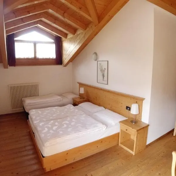 Camping Dolomiti, hotel v destinaci Dimaro