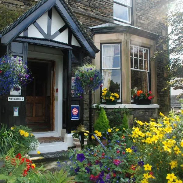 Denehurst Guest House, hotel v destinaci Windermere