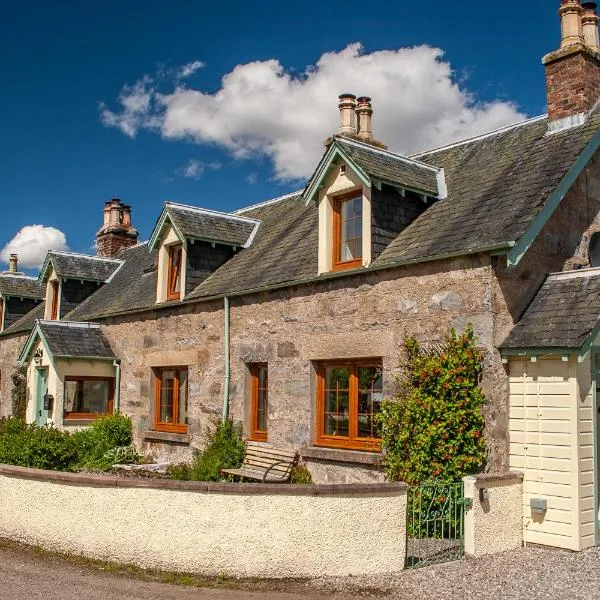 Rosemount Bothy - Highland Cottage, hotel in Garve