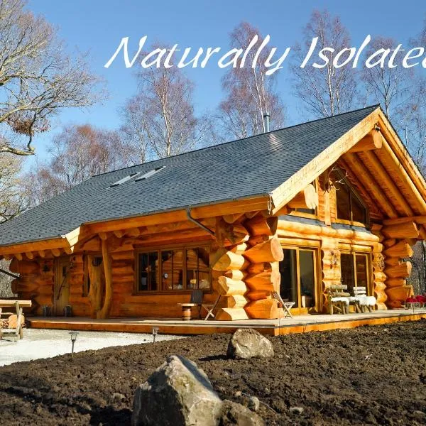 Caledonian Cabin, hotel in Invergarry