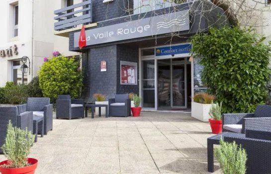 La Voile Rouge, hotel v destinaci Rosporden