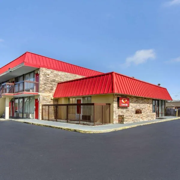 Econo Lodge Civic Center, hotel u gradu 'Troutville'