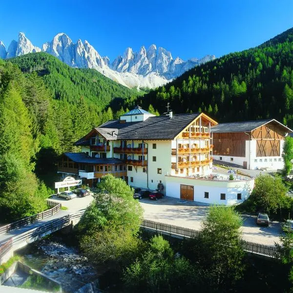 Hotel Ranuimüllerhof – hotel w mieście Villnoss