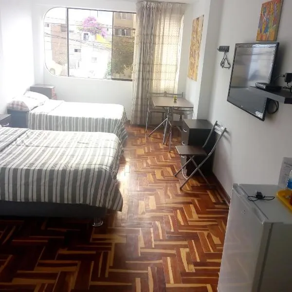Peruvian Family Hostal Miraflores, hotel en Lima