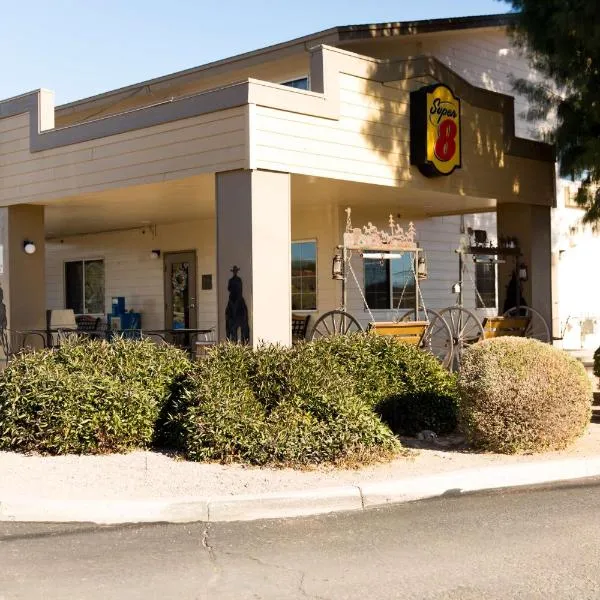 Super 8 by Wyndham Wickenburg AZ, hotel v destinaci Wickenburg