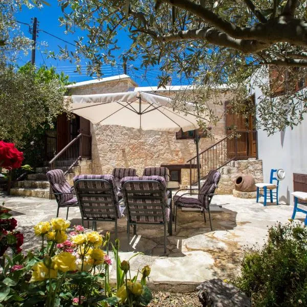 DROUSHIA CORNER HOUSE, hotel v destinaci Droushia