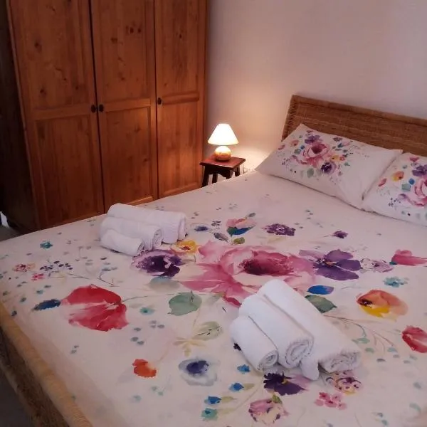 Sweet Home by Giò, hotel v destinaci Mola di Bari