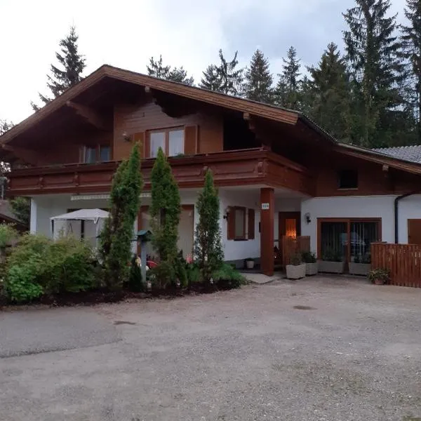 Landhaus-Königsberg, Vorberg 360 Ebengütlweg, hotel v Ramsau am Dachstein