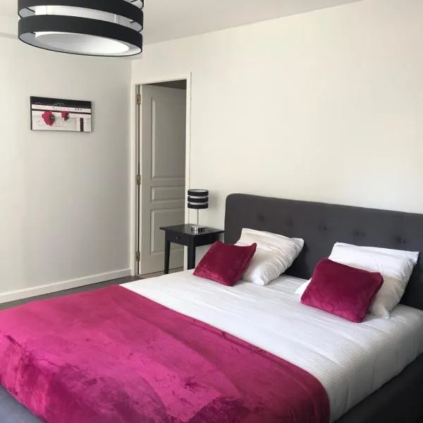 Le Nid du Franc, hotel v destinaci Avranches