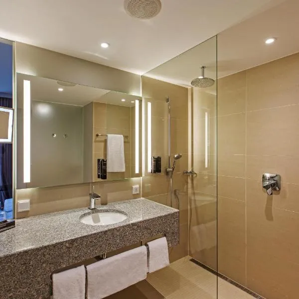 Steigenberger Airport Hotel Berlin - photo 3