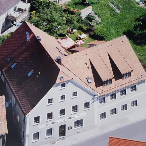 Gasthaus Schöllmann, hotel v destinaci Feuchtwangen