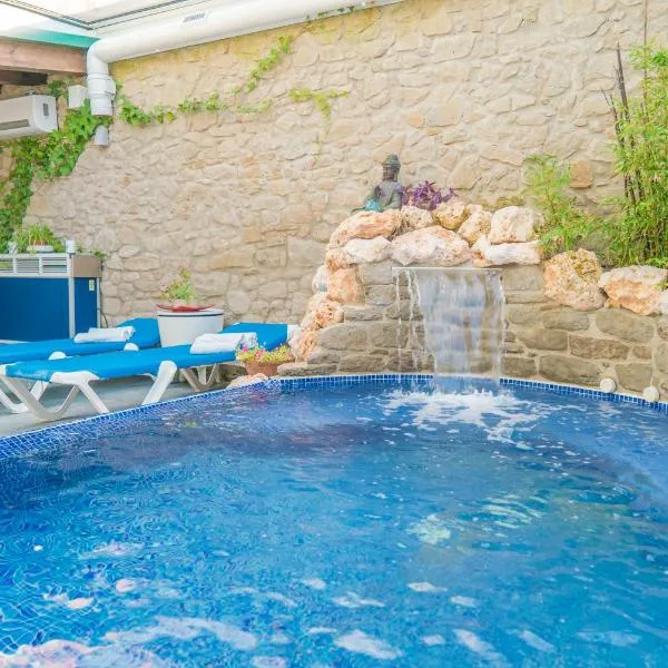 La Pausa Rural & Wellness, hotel in Santa Creu del Jutglar