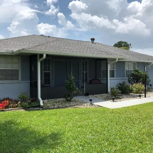 Rae’s Place, hotel v destinaci Sebring