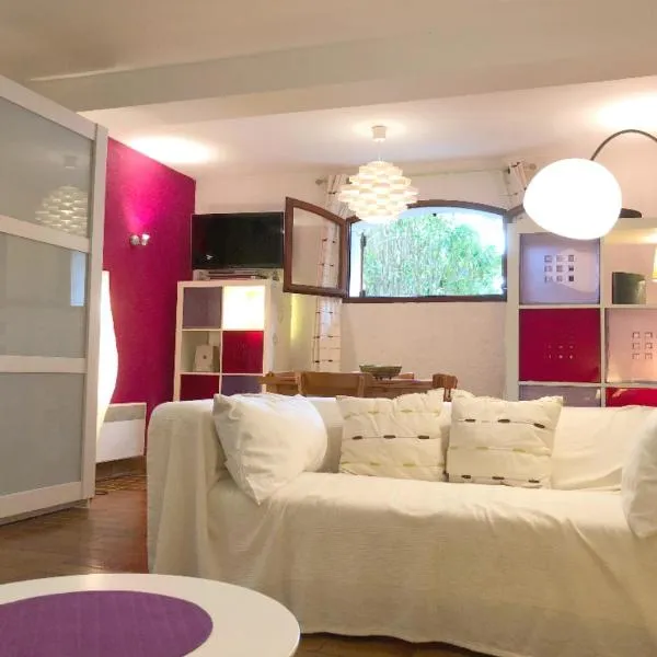 Studio 37m2 à SAINT CYR SUR MER - Les LECQUES - Proche mer - Parking - Tout confort - Calme, hotel v destinaci Les Lecques