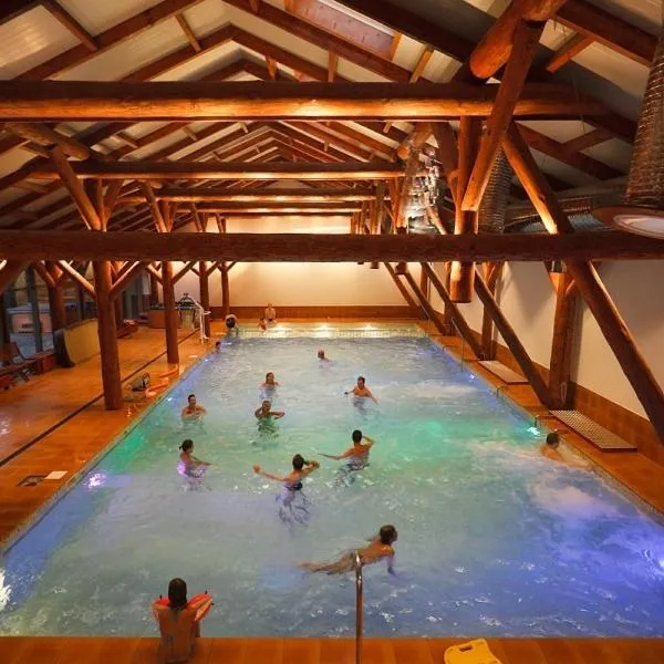 Ośrodek Wypoczynkowy MAX, hotel v destinácii Jarnołtówek
