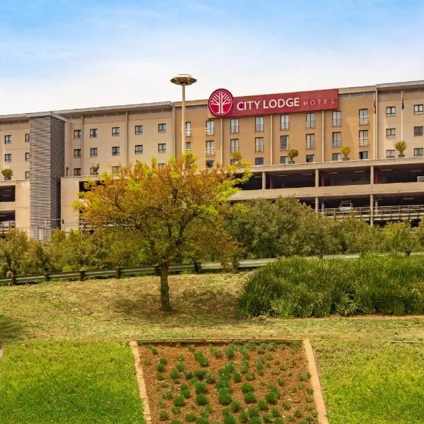 City Lodge Hotel at OR Tambo International Airport, hotelli kohteessa Kempton Park